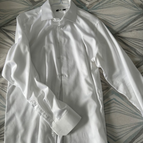 Suit - Picture 6 of 6